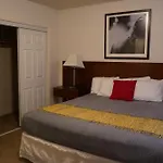 Large 4Brhome Near Zoo, Downtown, Beale Street