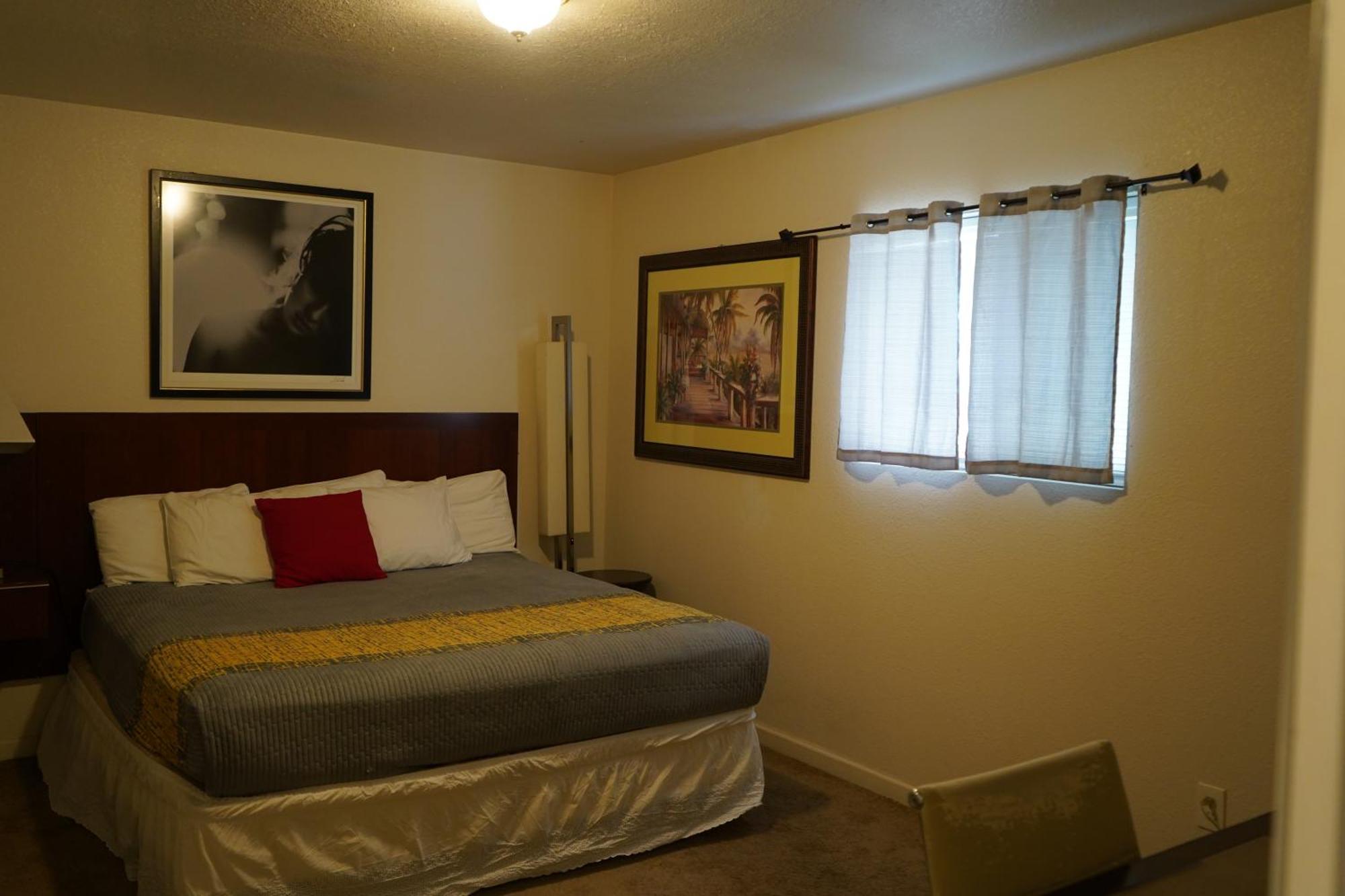 Large 4brhome Near Zoo, Downtown, Beale Street