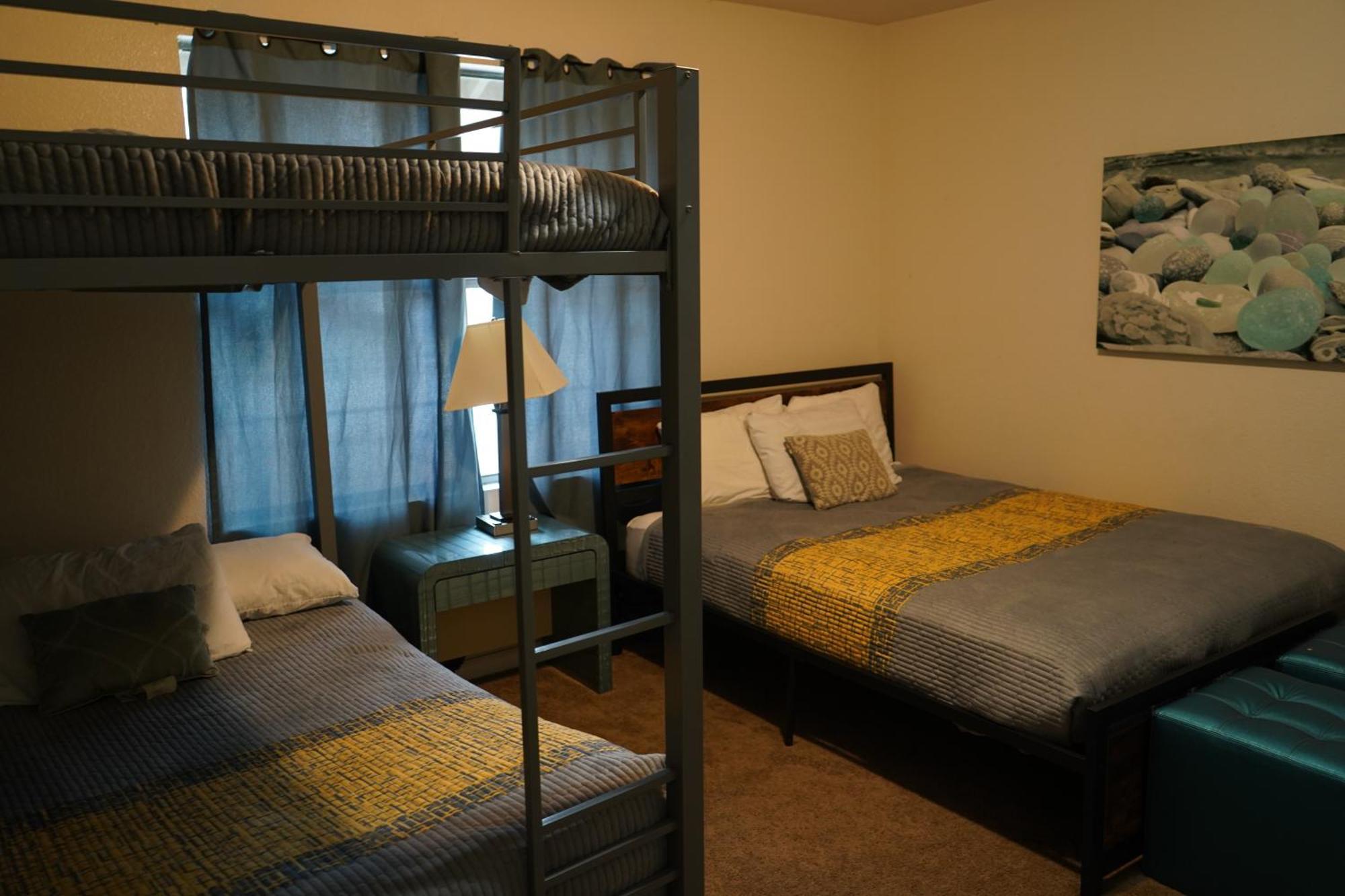 Holiday home Large 4brhome Near Zoo, Downtown, Beale Street *
